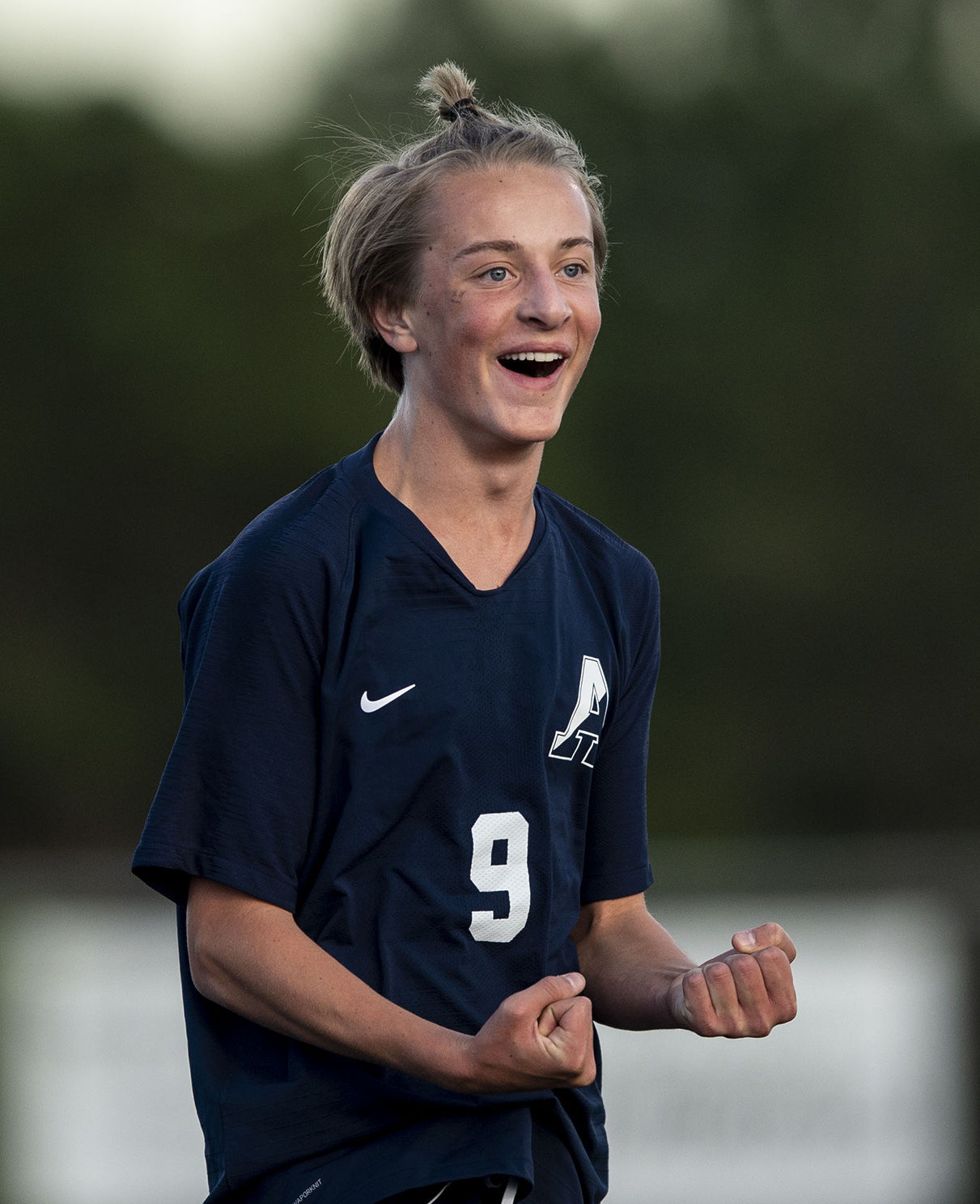 091819-s-AirAcademySoccerClassical 29.jpg